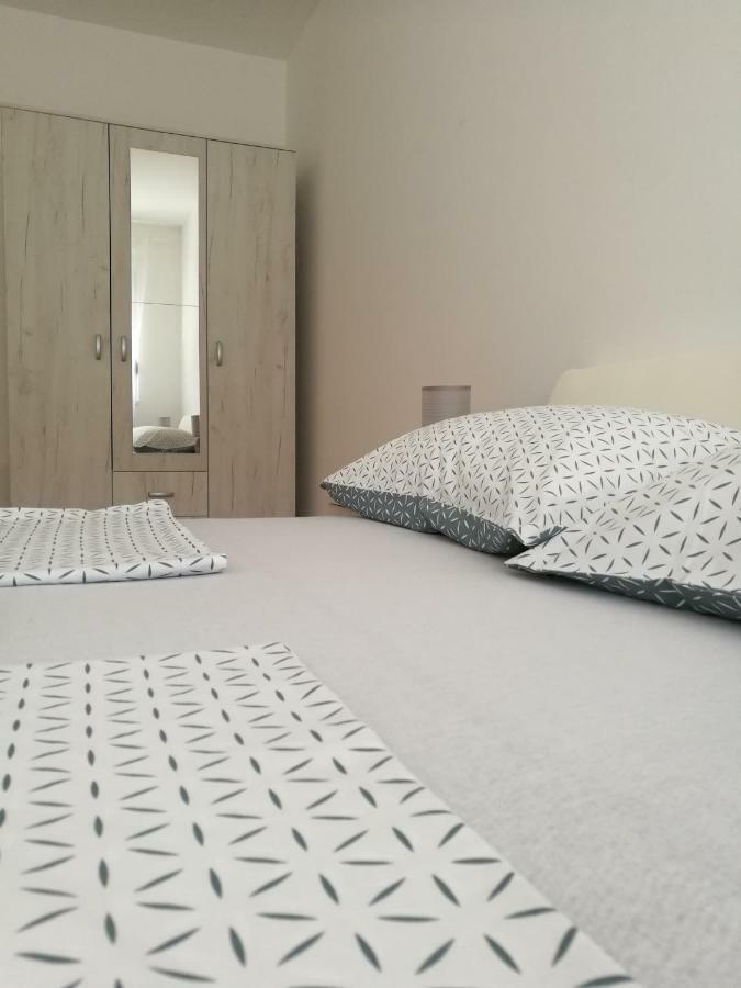 Apartman Natasha Τρέμπινιε Εξωτερικό φωτογραφία